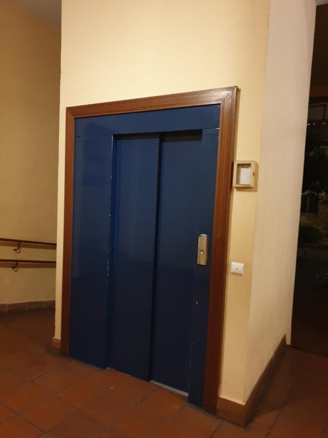 Santa Ana - Palacio Del Infantado Seville Ngoại thất bức ảnh