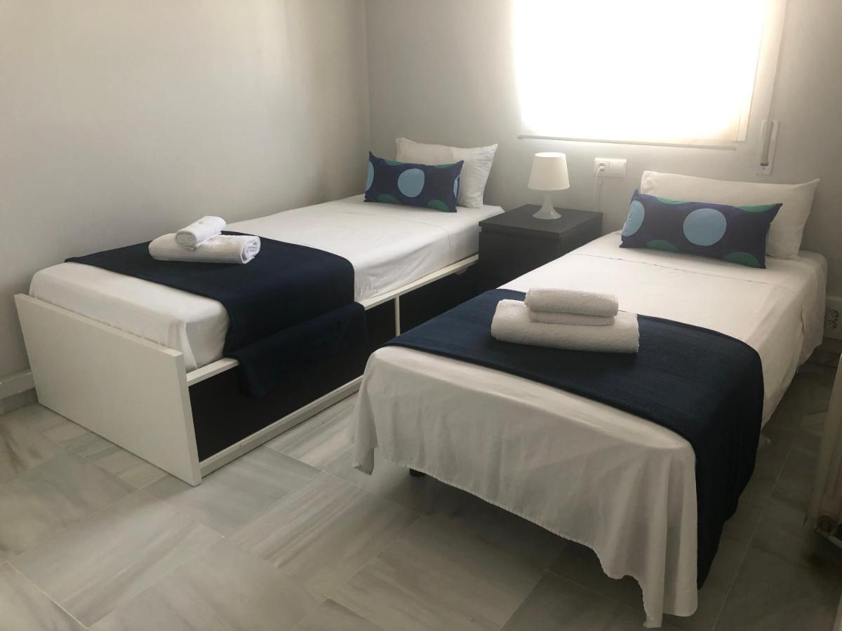 Santa Ana - Palacio Del Infantado Seville Ngoại thất bức ảnh